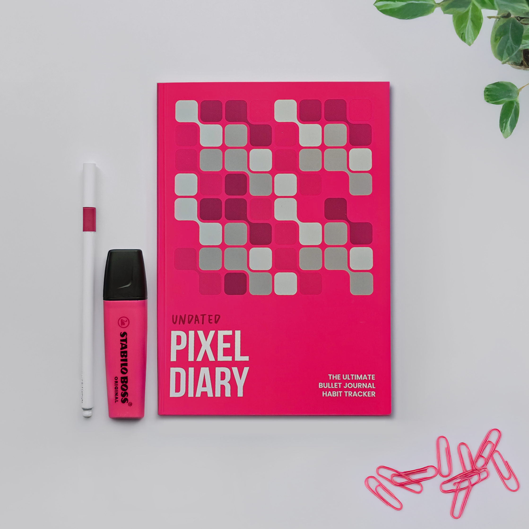Pixel Diary - UNDATED – Pen & Kartka